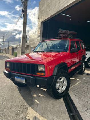 JEEP CHEROKEE 4.0 SPORT 4X4 12V GASOLINA 4P MANUAL JEEP CHEROKEE 4.0 SPORT 4X4 12V GASOLINA 4P MANUAL